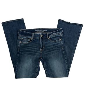 American Eagle Super Stretch Kick Boot Jeans Size 10 Regular